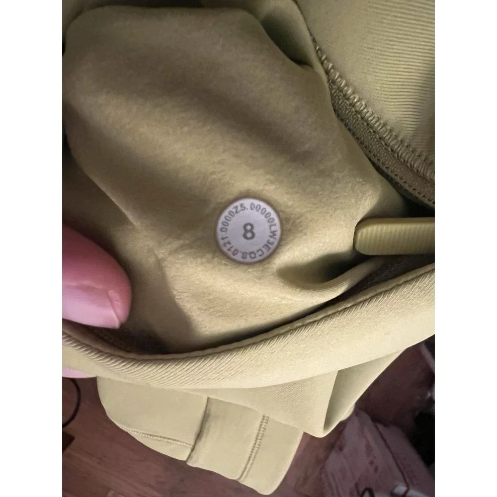 Lululemon Hoodie AirWrap Women's Size 8 Dew Green‎ Cropped Pullover LW3ECQS